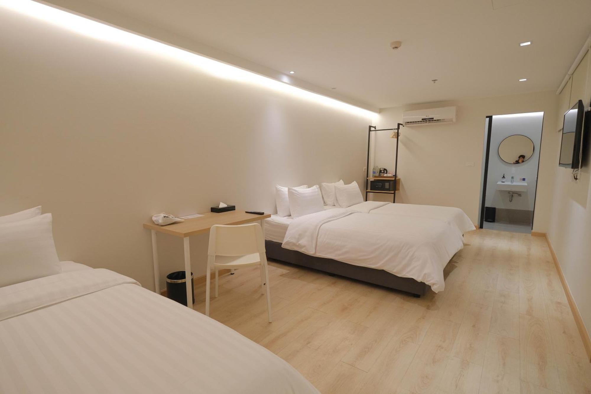Simplestay Chatuchak, Surestay Collection By Best Western 曼谷 外观 照片